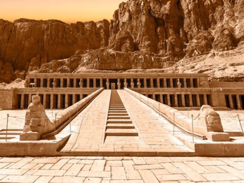 Luxor one-day trip from Hurghada by bus.