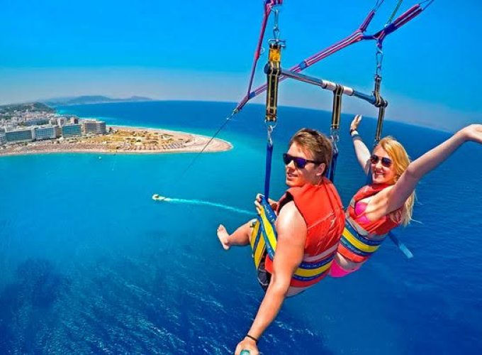 Hurghada ejtőernyőzés